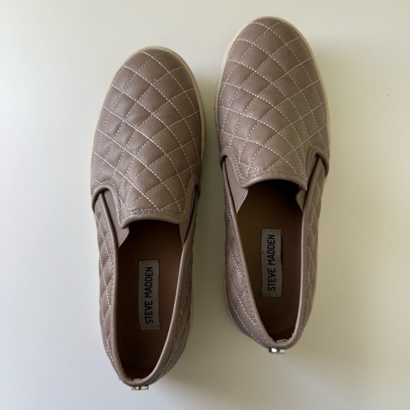 Steve Madden Brown Ecentrcq Quilted Slip-on Sneakers Women's Size 8 - Picture 2 of 5